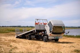 1997 TOYOTA DYNA TRUCK 15B-FT CAR HAULER