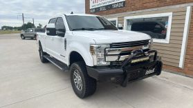 2019 FORD F250 SUPER DUTY CREW CAB PICKUP V8, TURBO DIESEL, 6.7 LITER LARIAT PICKUP 4D 6 3/4 FT