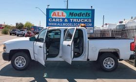 2017 CHEVROLET SILVERADO 1500 CREW CAB PICKUP V8, ECOTEC3, 5.3 LITER WORK TRUCK PICKUP 4D 5 3/4 FT