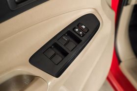 2015 TOYOTA TACOMA DOUBLE CAB PICKUP V6, 4.0 LITER PRERUNNER PICKUP 4D 5 FT