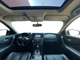 2015 INFINITI QX70