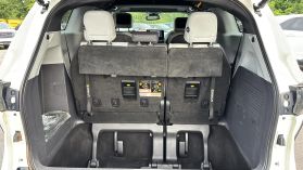 2021 Toyota Sienna - Image 18
