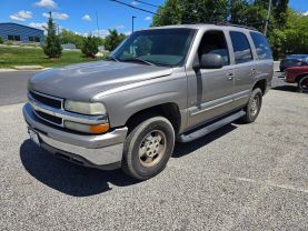 2001 CHEVROLET TAHOE SUV V8, 5.3 LITER SPORT UTILITY 4D