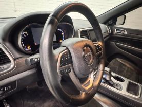 2017 JEEP GRAND CHEROKEE SUV V6, VVT, 3.6 LITER ALTITUDE SPORT UTILITY 4D