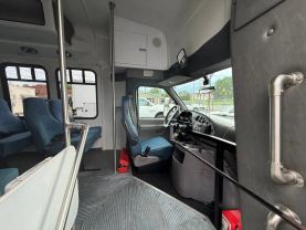 2000 FORD COMMERCIAL E450