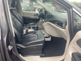 2019 CHRYSLER PACIFICA