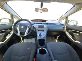 2015 TOYOTA PRIUS HATCHBACK 4-CYL, HYBRID, 1.8 LITER FOUR HATCHBACK 4D