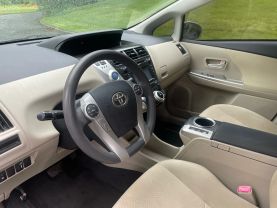 2013 TOYOTA PRIUS V WAGON 4-CYL, HYBRID, 1.8 LITER FIVE WAGON 4D