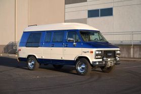 1994 GMC VANDURA 2500 VAN V8, 5.7 LITER VAN