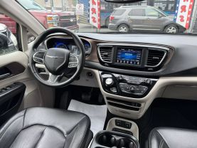 2018 CHRYSLER PACIFICA VAN V6, 3.6 LITER TOURING L MINIVAN 4D