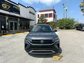 2024 Volkswagen Taos - Image 2