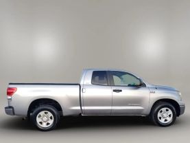2008 TOYOTA TUNDRA DOUBLE CAB PICKUP V8, 5.7 LITER SR5 PICKUP 4D 6 1/2 FT at The One Autosales Inc in Phoenix , AZ 85022  33.60461470880989, -112.03641575767358