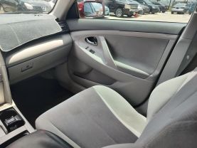 2011 TOYOTA CAMRY SEDAN 4-CYL, HYBRID, 2.4 LITER HYBRID SEDAN 4D