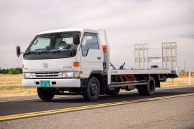 1997 TOYOTA DYNA TRUCK 15B-FT CAR HAULER