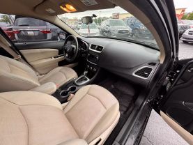 2013 DODGE AVENGER