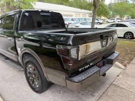 2017 NISSAN TITAN CREW CAB