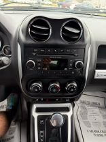 2016 Jeep Compass - Image 13
