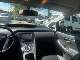 2010 TOYOTA PRIUS HATCHBACK 4-CYL, HYBRID, 1.8 LITER III HATCHBACK 4D