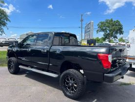 2018 Nissan Titan Xd Crew Cab Sv Pickup 4d 6 1/2 Ft - Image 4