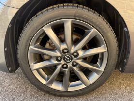 2018 MAZDA MAZDA3 HATCHBACK 4-CYL, SKYACTIV-G, 2.5L TOURING HATCHBACK 4D - Gesner Auto Inc in Taunton, MA, 41.88613, -71.14527