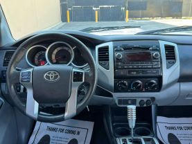 2012 TOYOTA TACOMA DOUBLE CAB PICKUP V6, 4.0 LITER PRERUNNER PICKUP 4D 5 FT