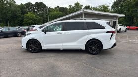 2021 Toyota Sienna - Image 6