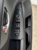 2019 Kia Forte - Image 16