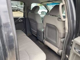 2010 NISSAN FRONTIER PICKUP V6 4.0L GASOLINE CREW CAB LE 4WD 4.0L V6 at Motors On Wheels - used car dealership in Houston, Texas.