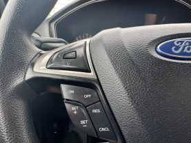 2017 FORD FUSION SEDAN 4-CYL, 2.5 LITER SE SEDAN 4D