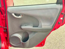 2013 HONDA FIT HATCHBACK 4-CYL, I-VTEC, 1.5 LITER HATCHBACK 4D