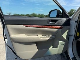 2012 SUBARU OUTBACK WAGON 4-CYL, PZEV, 2.5 LITER 2.5I LIMITED WAGON 4D