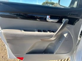 2014 KIA SORENTO SUV V6, GDI, 3.3 LITER SX SPORT UTILITY 4D