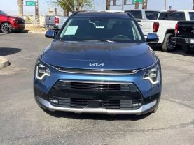 -2023 Kia Niro Plug-in Hybrid - Image 3