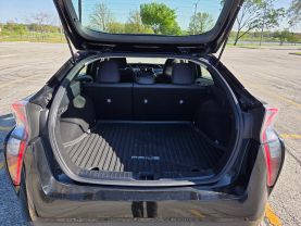 2017 Toyota Prius - Image 13