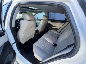 2022 HONDA ACCORD HYBRID SEDAN 4-CYL, HYBRID, I-VTEC, 2.0 LITER TOURING SEDAN 4D