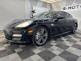 2013 PORSCHE PANAMERA