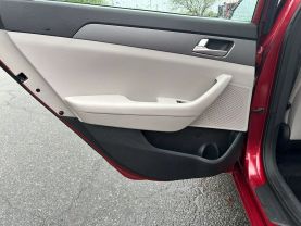 2015 HYUNDAI SONATA SEDAN 4-CYL, 2.4 LITER SE SEDAN 4D