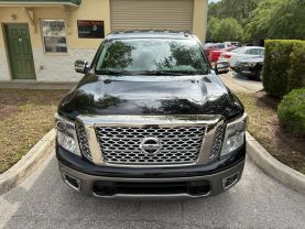 2017 NISSAN TITAN CREW CAB