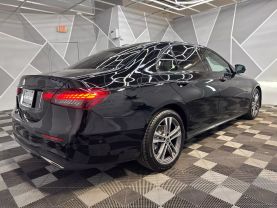 2022 MERCEDES-BENZ E-CLASS