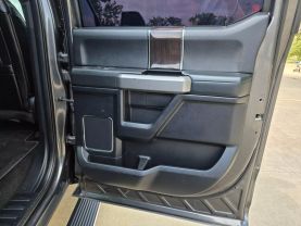 2017 FORD F250 SUPER DUTY CREW CAB PICKUP V8, TURBO DIESEL, 6.7L PLATINUM PICKUP 4D 6 3/4 FT