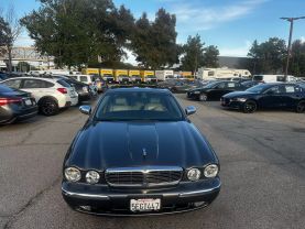 2004 JAGUAR XJ SEDAN V8, 4.2 LITER VANDEN PLAS SEDAN 4D