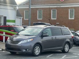 2015 TOYOTA SIENNA VAN V6, 3.5 LITER XLE MINIVAN 4D