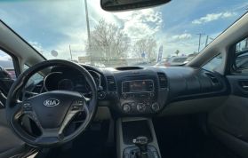 2014 KIA FORTE HATCHBACK 4-CYL, GDI, 2.0 LITER EX HATCHBACK 4D