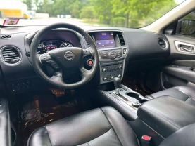 2017 NISSAN PATHFINDER