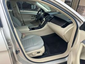 2017 FORD TAURUS SEDAN V6, 3.5 LITER SE SEDAN 4D
