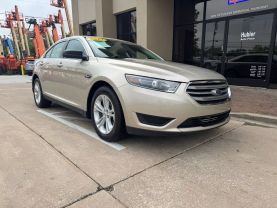 2017 FORD TAURUS SEDAN V6, 3.5 LITER SE SEDAN 4D