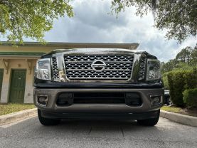 2017 NISSAN TITAN CREW CAB