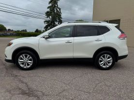 2015 NISSAN ROGUE SUV 4-CYL, 2.5 LITER SV SPORT UTILITY 4D