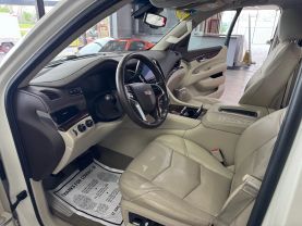 2015 CADILLAC ESCALADE SUV V8, 6.2 LITER LUXURY SPORT UTILITY 4D
