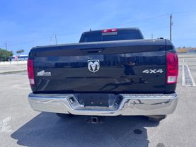 2017 RAM 1500 CREW CAB